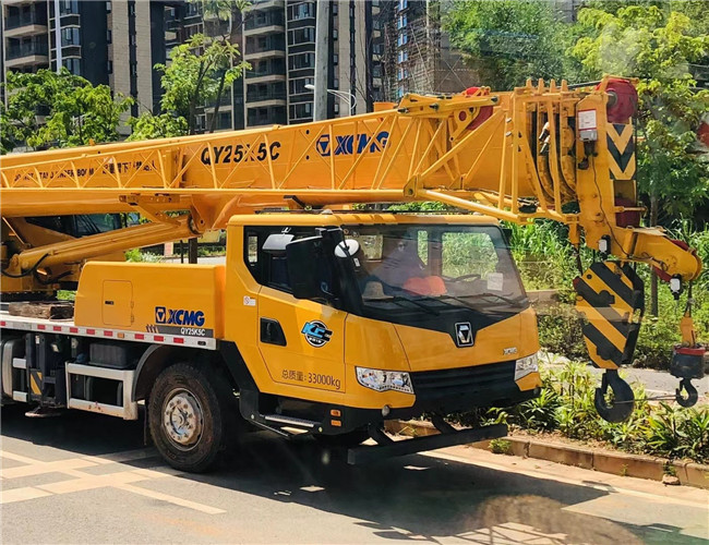 西峡县大件设备吊装租赁吊车